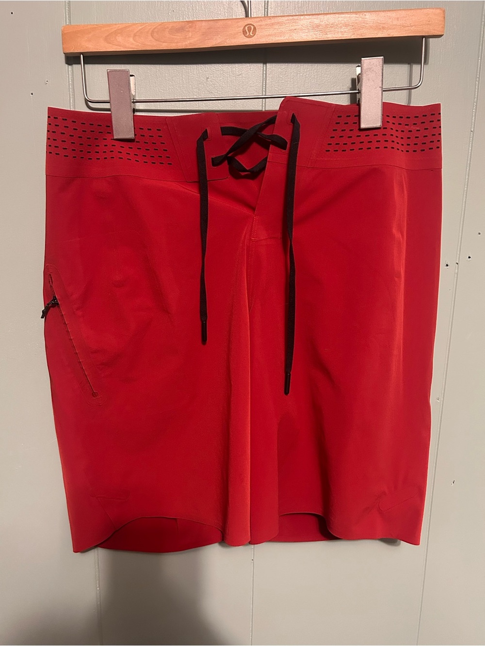 lululemon athletica Current State Board Shorts Game Day Red
